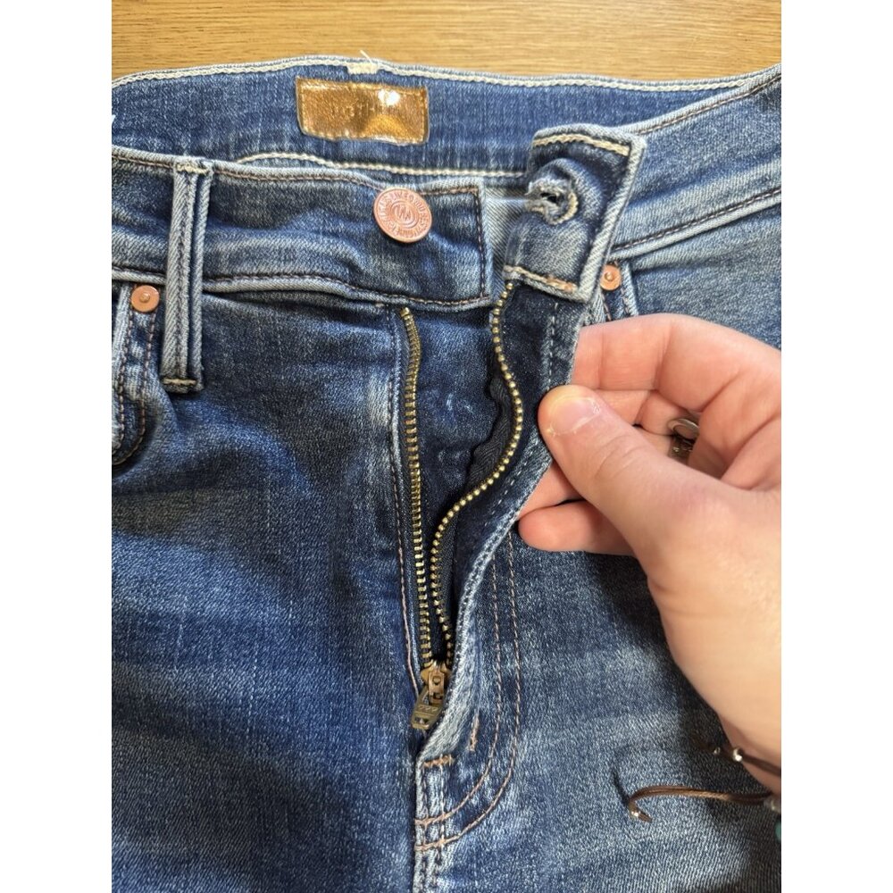 MOTHER Denim The Insider Crop‎ Step Chew Jeans in Dancing on Coals (size 23) - Picture 8 of 16